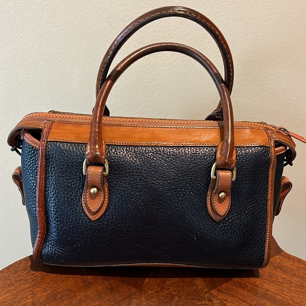 Dooney & Bourke Vintage  All Weather leather   Matches black or navy /brown trim - Picture 7 of 16